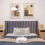 Deluxe & Cozy King St Apartment In The Heart Of Budapest